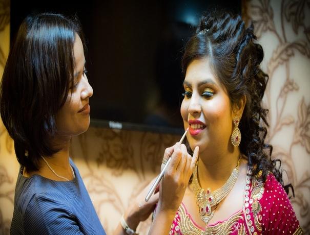 Hochzeit - Soma Makeup Artist, Rajouri Garden, West Delhi
