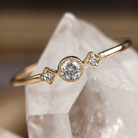زفاف - Unique Engagement Ring, 3mm White Diamond Stacking Ring, Conflict Free, Three Stone Ring, 14k 18k Gold, Platinum, Sta-r103-dia
