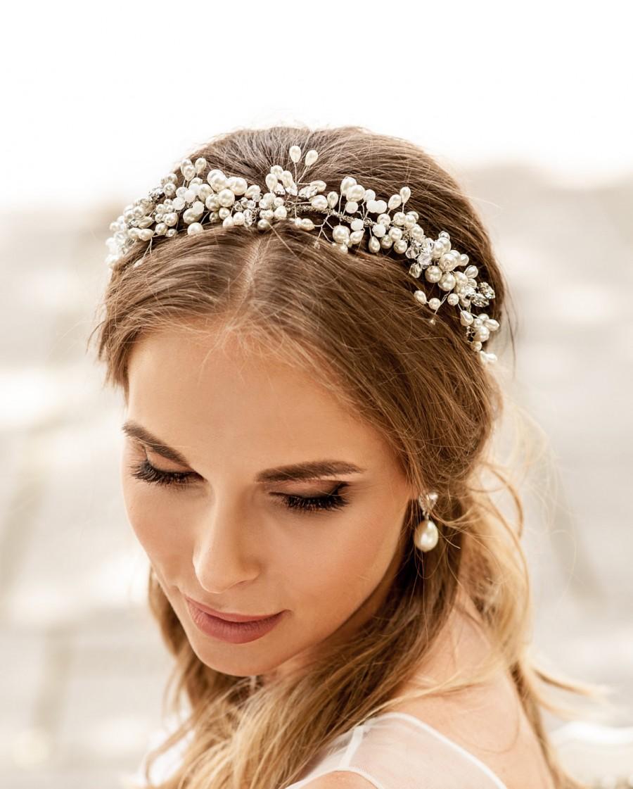 Mariage - Wedding pearls crown. Hair vine halo for b ride to be. Hair vine for weddings. Beach wedding hair accessory. Boho hair vine. Pearls crown.