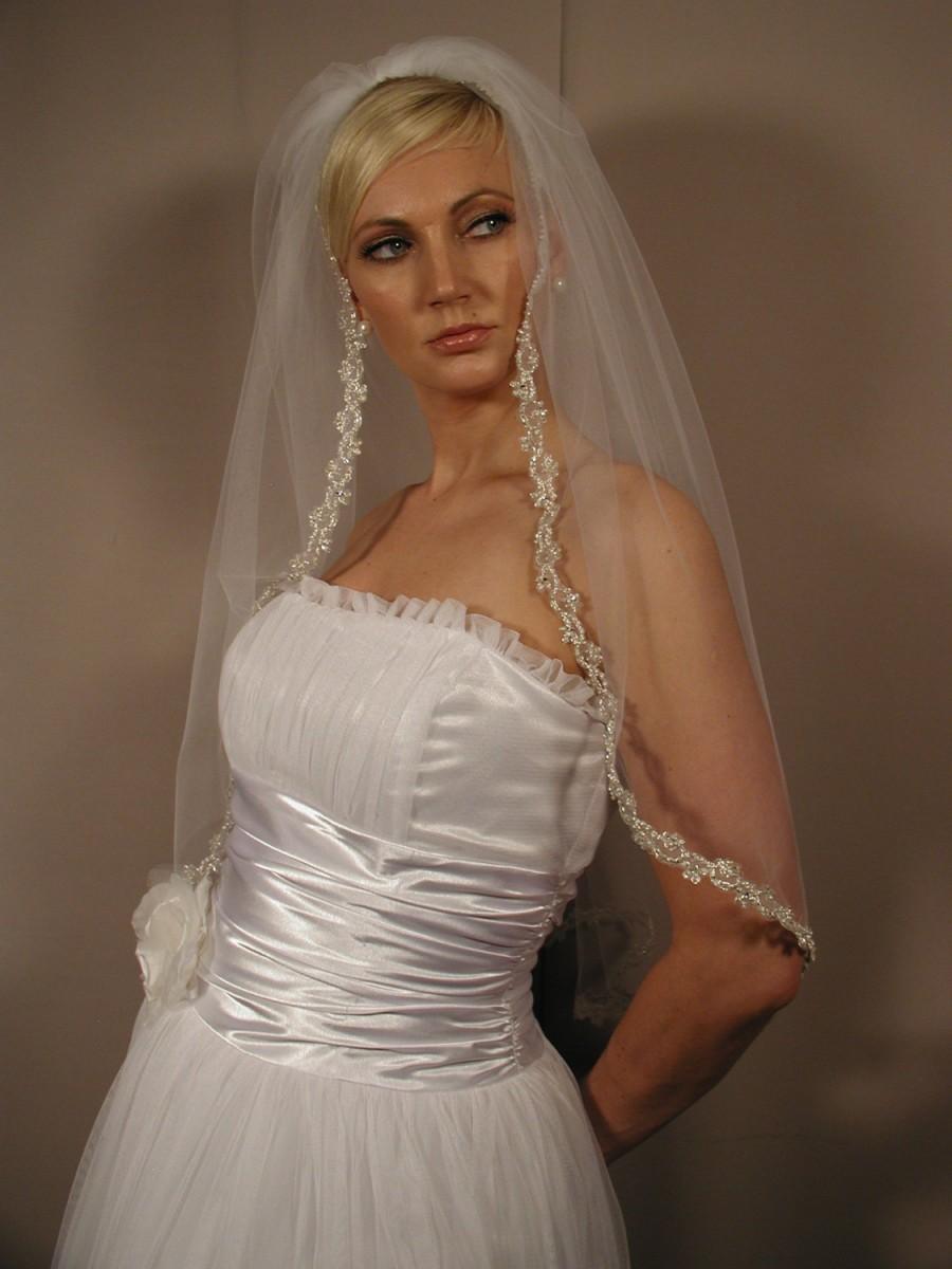 زفاف - Wedding veil with silver trimm, pearls, sequins and cystal. Brial veil 32" length