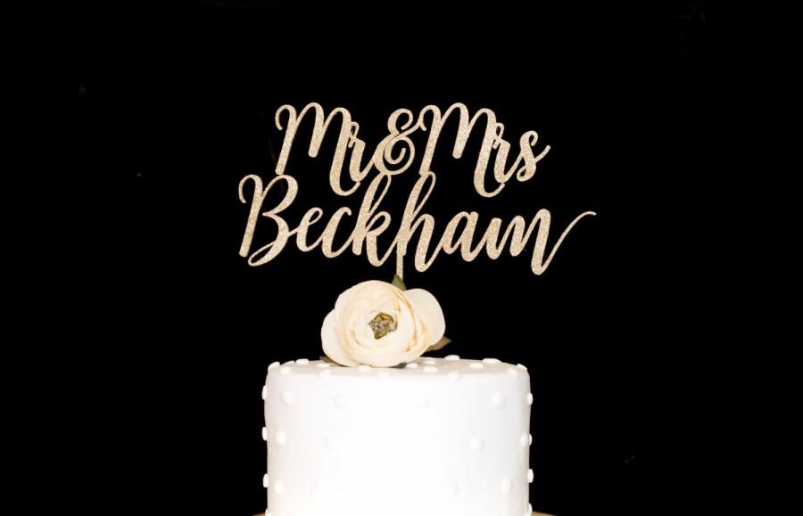Hochzeit - Custom Mr and Mrs  Wedding Cake Topper