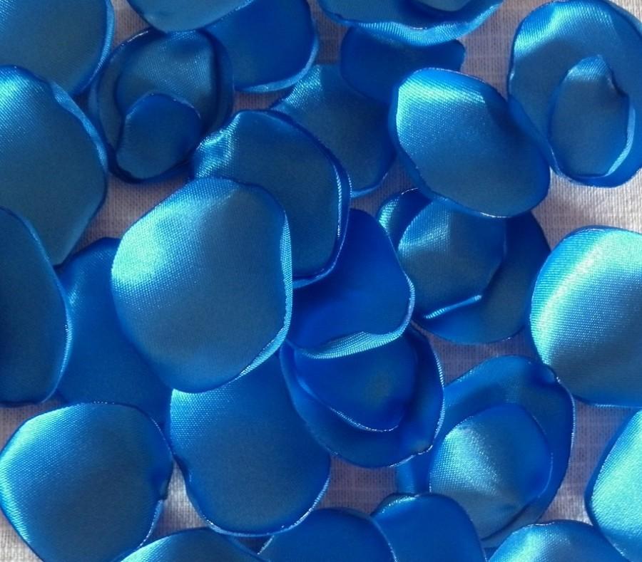 Mariage - blue satin petals, confetti, Set of 1000 , wedding decoration, birthday party, table , fabric flowers, wreaths, diy supplies, crafts
