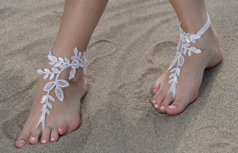 زفاف - FREE SHIP İvory lace barefoot sandals wedding barefoot, Bridal Lace Shoes Beach wedding barefoot sandals, Elegant Bridal Lace sandals, - $36.90 USD