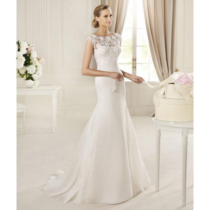 Свадьба - Elegant A-line Straps Lace Sweep/Brush Train Organza or Chiffon Wedding Dresses - Dressesular.com