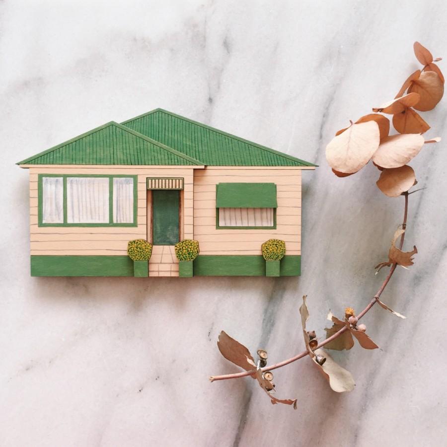 زفاف - Customised Personalised Wooden House Portrait Plaque . Miniature House