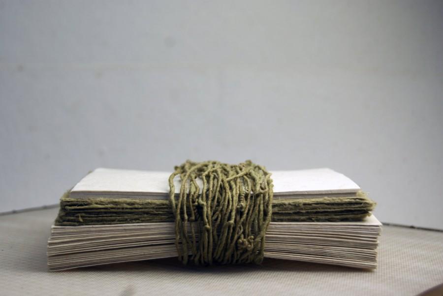 Свадьба - Handmade Seed Paper Invitation Kit - 4.5x6 Aspen Green Seeded DIY Wedding Invitation Kit