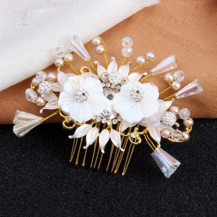 Mariage - Flower Crystal Luxury Decorative Wedding Hair Comb