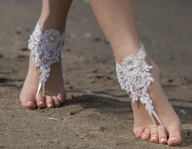 Mariage - beach wedding barefoot sandals Elegant Ivory Lace Wedding Shoes Lace Barefoot Sandals Wedding Beach Shoes Beach Sandals France Lace Anklet - $26.90 USD