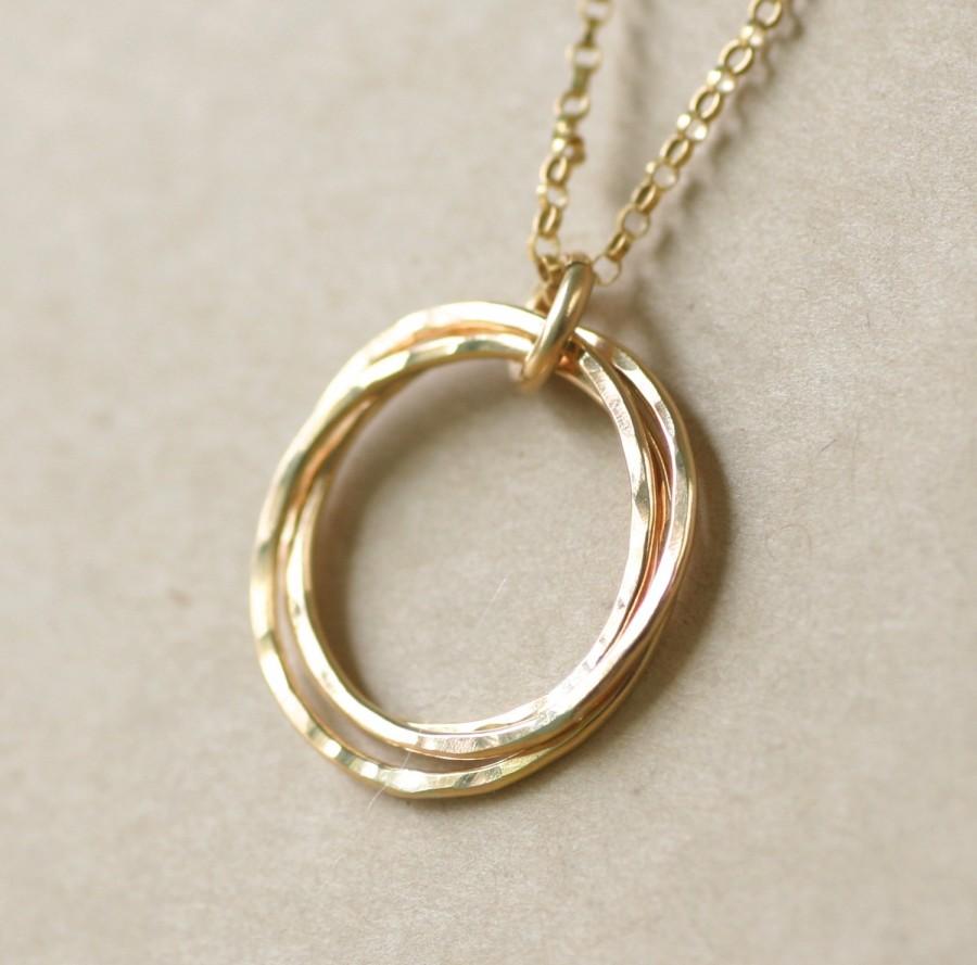زفاف - Long gold necklace, three interlocking rings necklace, sister jewelry, bridesmaid necklace, 30th birthday gift - Lilia