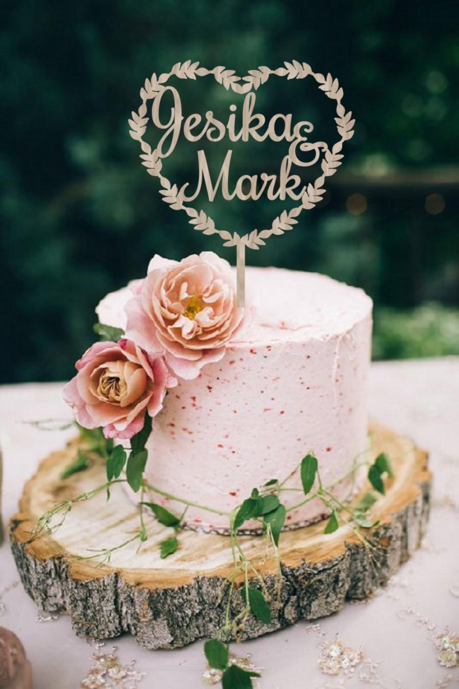 Свадьба - Wedding Cake Topper  Wreath Names Wedding Cake Topper Mr Mrs Golden Personalized Wedding Topper  Wood Cake Topper