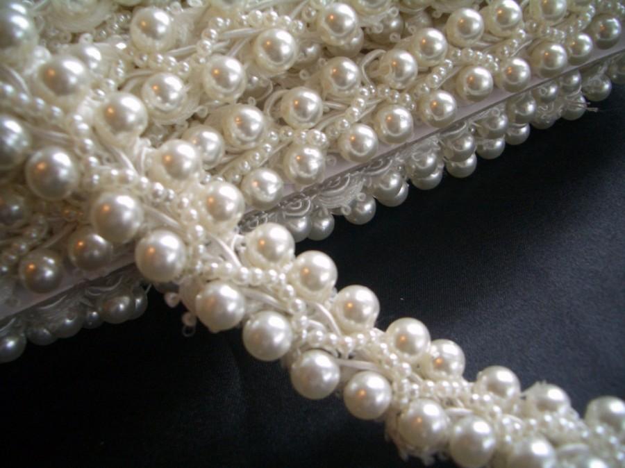 Mariage - Beaded Pearl lace trim for Bridal Belt, Wedding Gown Sash, Garter, Decoration.