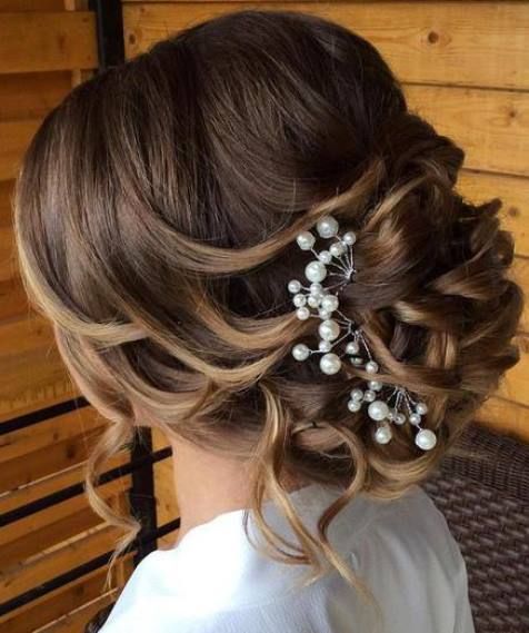 زفاف - 15 Chic Wedding Hair Updos For Elegant Brides - AskHairstyles