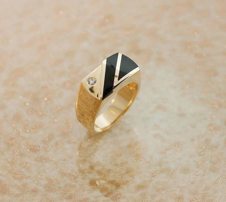 Hochzeit - Vintage Ring - Vintage 14k Yellow Gold Inlaid Black Onyx and Diamond Men's Ring