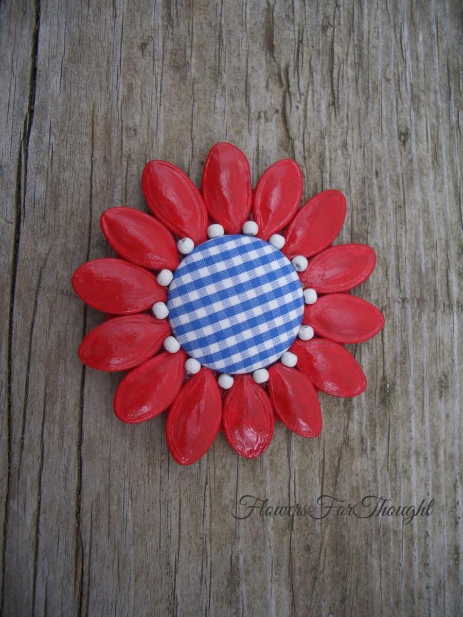 Hochzeit - Red, White, Blue Fabric Button Brooch, Dried Sunflower Lapel Pin