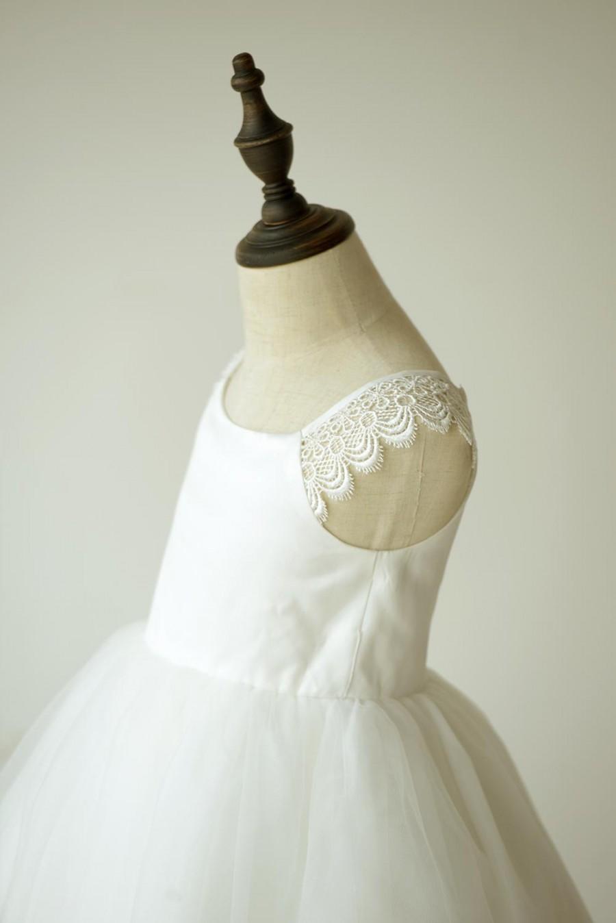 زفاف - Lace Straps Neckline Tulle Flower Girl Dress Tea Length