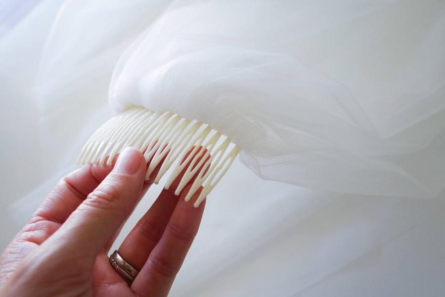 زفاف - Single layer fingertip veil in white, made with fine, soft, quality tulle