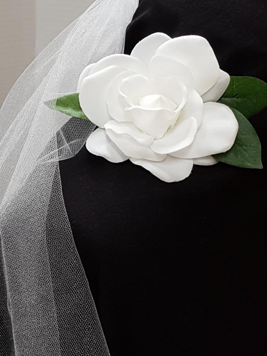 زفاف - Beautiful white gardenia hair accessory