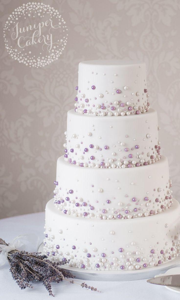 Hochzeit - Modern Pearl Embellished Wedding Cake!