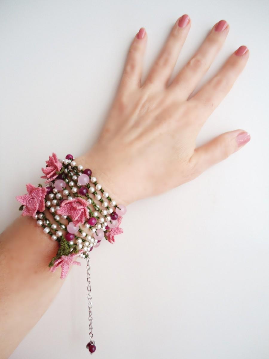 Pink floral theme bangle accessories set