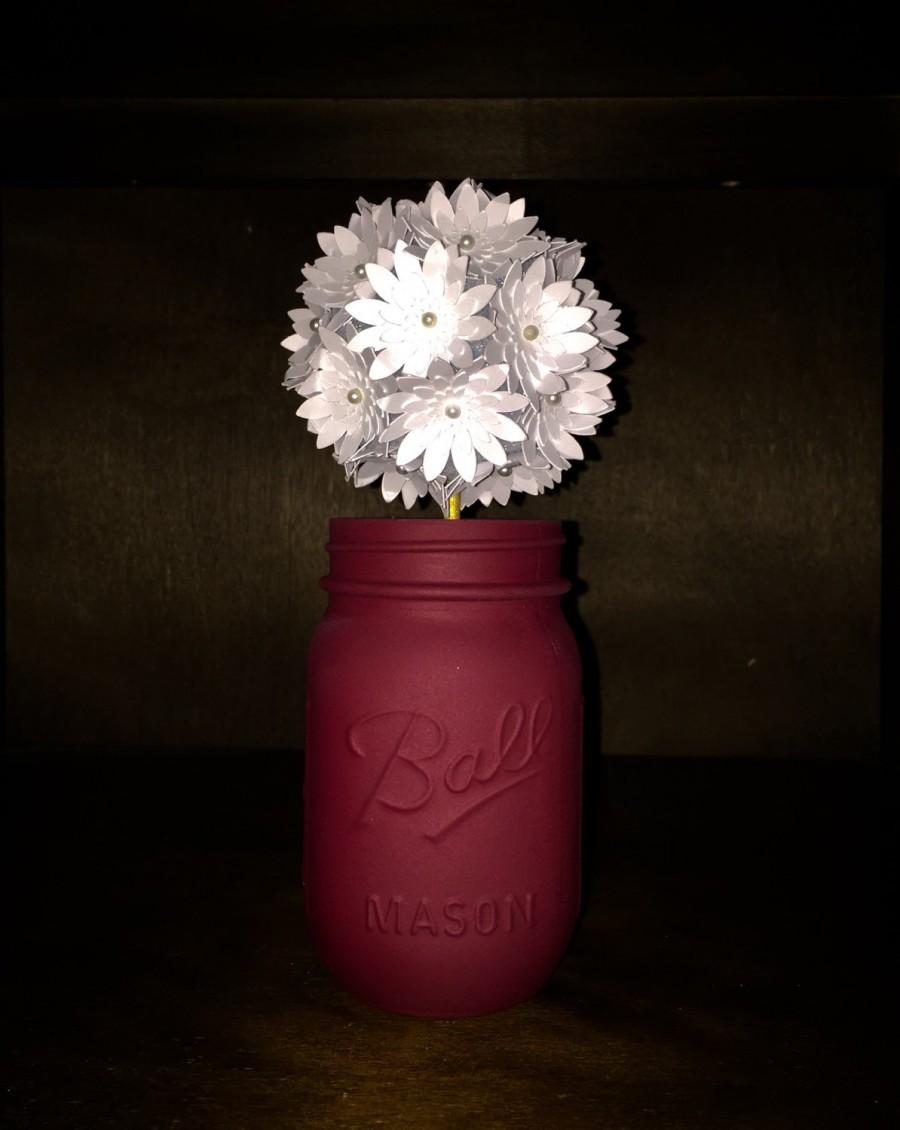 Mariage - NEW* Rustic White Daisy Paper Flower In A Hand-Painted Maroon Mason Jar!!