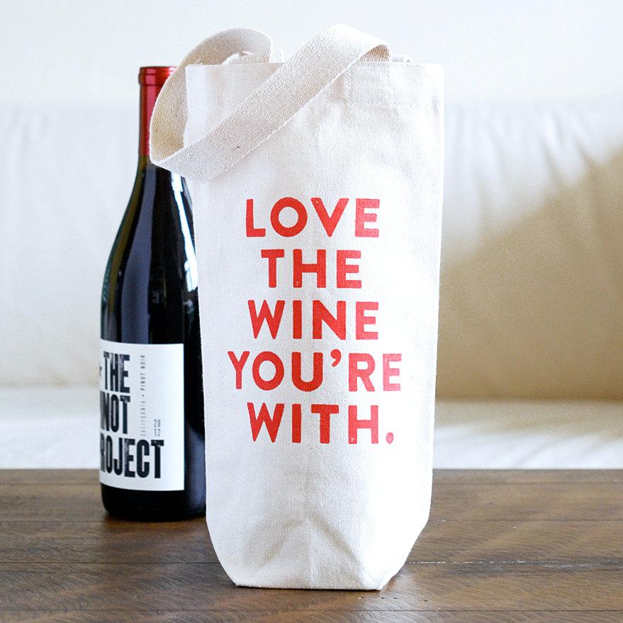 زفاف - PRE-ORDER - Love the Wine You're With Holiday Wine Tote Bag
