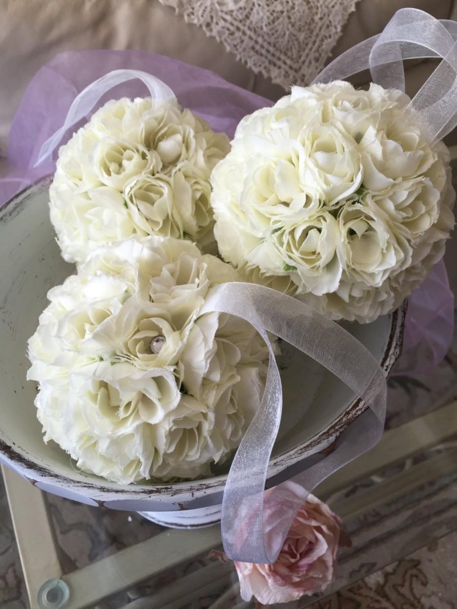 Свадьба - Silk Rose Pomander, Flower Ball, Kissing Ball, Toddler Flower Girl, Flower Girl, Bouquet, Wedding Decorations, Home Decor