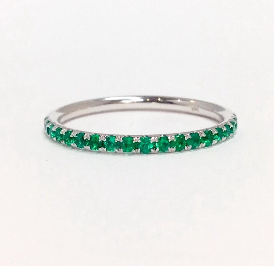 Mariage - Emerald Eternity Band 14K White Gold Full Pave Emerald Matching Band 1.8mm Natural Emerald Infinity Anniversary Green Birthstone Stacking