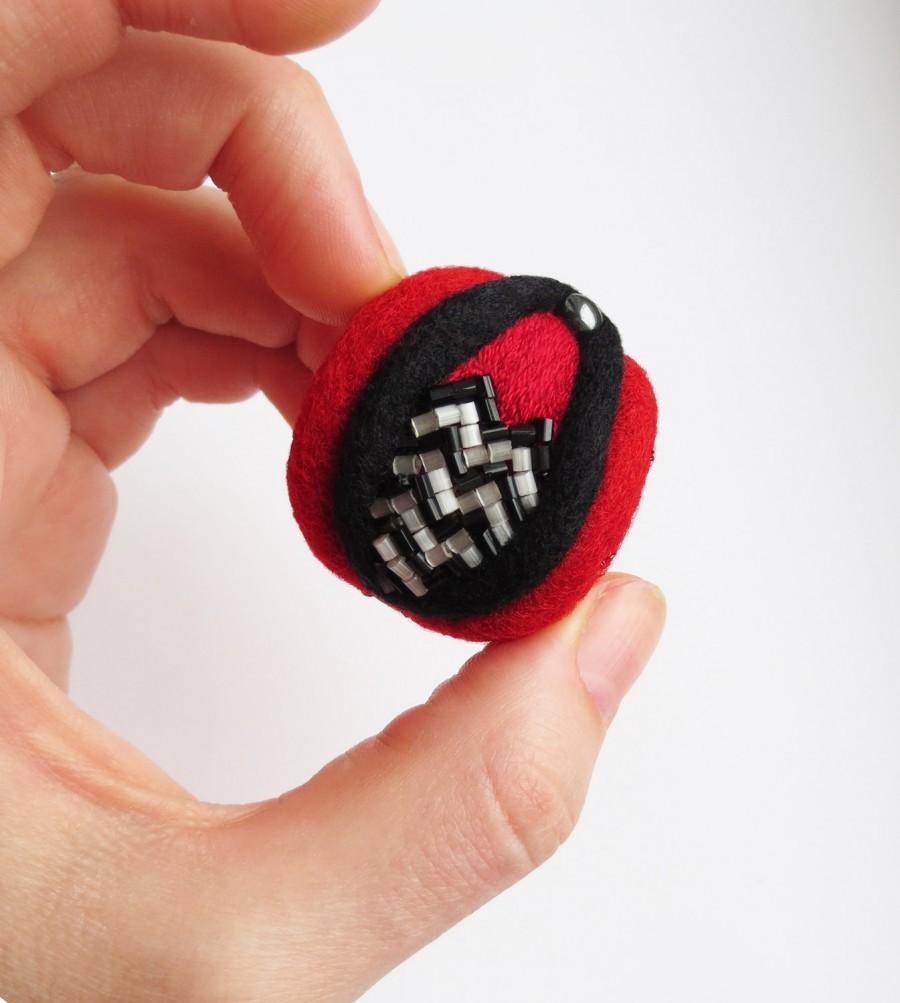 Свадьба - Vagina Twin peaks, vagina jewelry, vulva brooch, vagina brooch, vulva magnet, vagina brooch, yoni, needle felted brooch, vagina pin,feminist