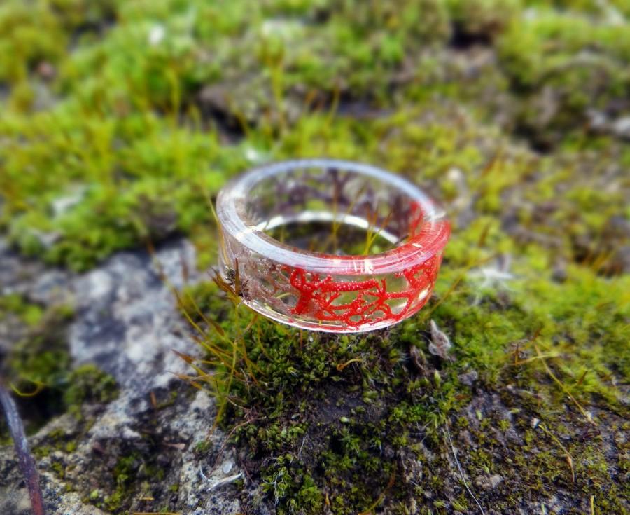 Свадьба - Real moss mens ring for him anniversary gifts for mens gift for couple engagement ring red grey black lichen couple ring set resin band ring
