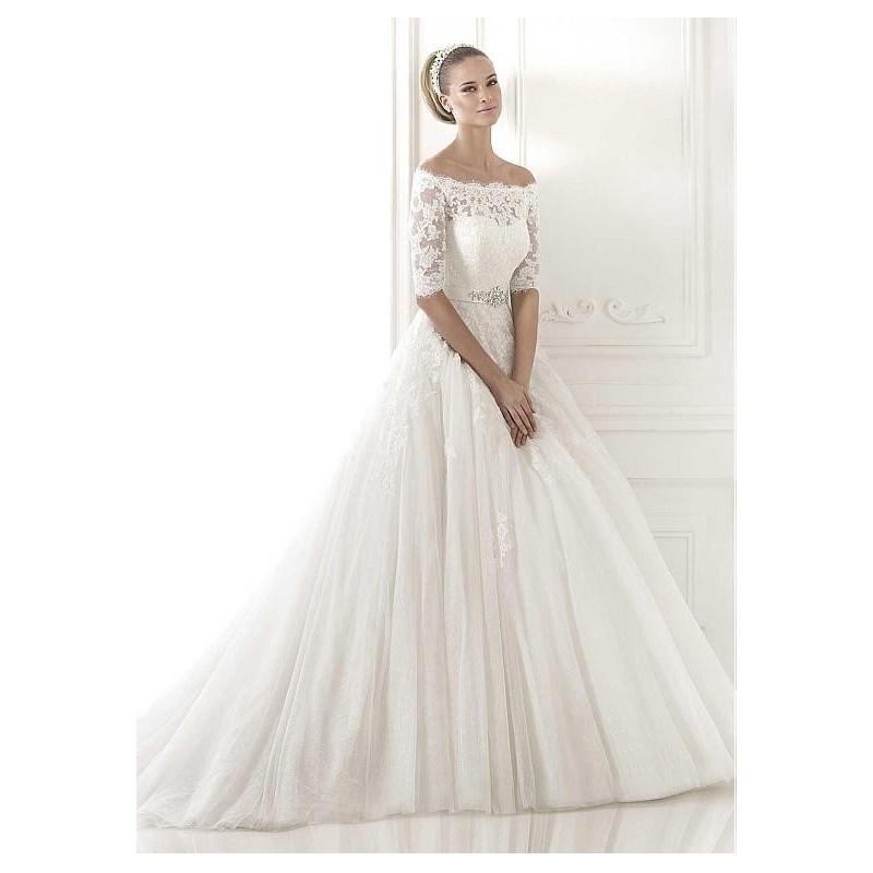 Hochzeit - Stunning Tulle A-line Bateau Neckline Natural Waistline Wedding Dress - overpinks.com