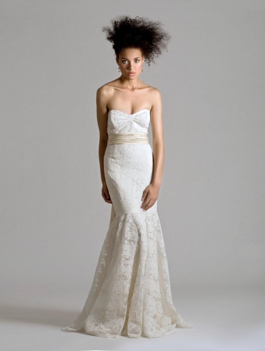 زفاف - Waverly Gown