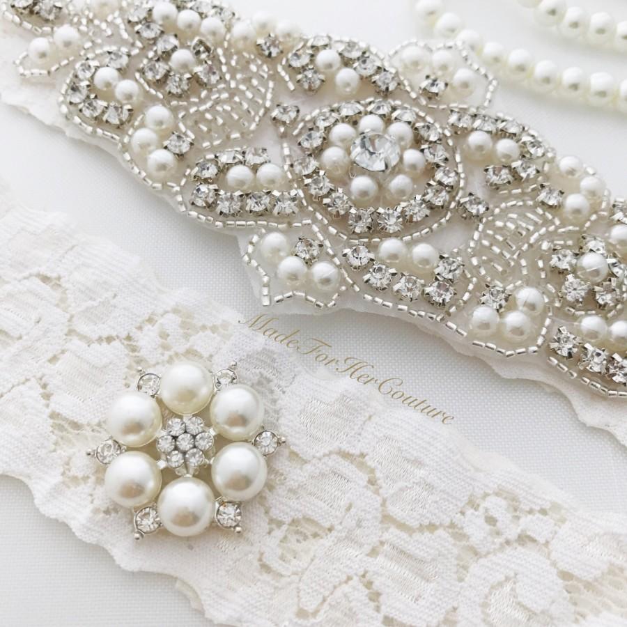Hochzeit - Ivory Wedding Garter Set, Ivory Lace Bridal Garter Set, Crystal Pearl Garter Set, Vintage Garter, Wedding Garter Belt, Garter Set