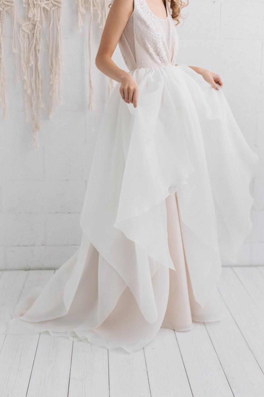 Hochzeit - Wedding Dress ,Pastel Champagne Ivory Nude Bridal  Dress ,V Neckline  Open Back Wedding Dress, Bohemian Gown - Lillian