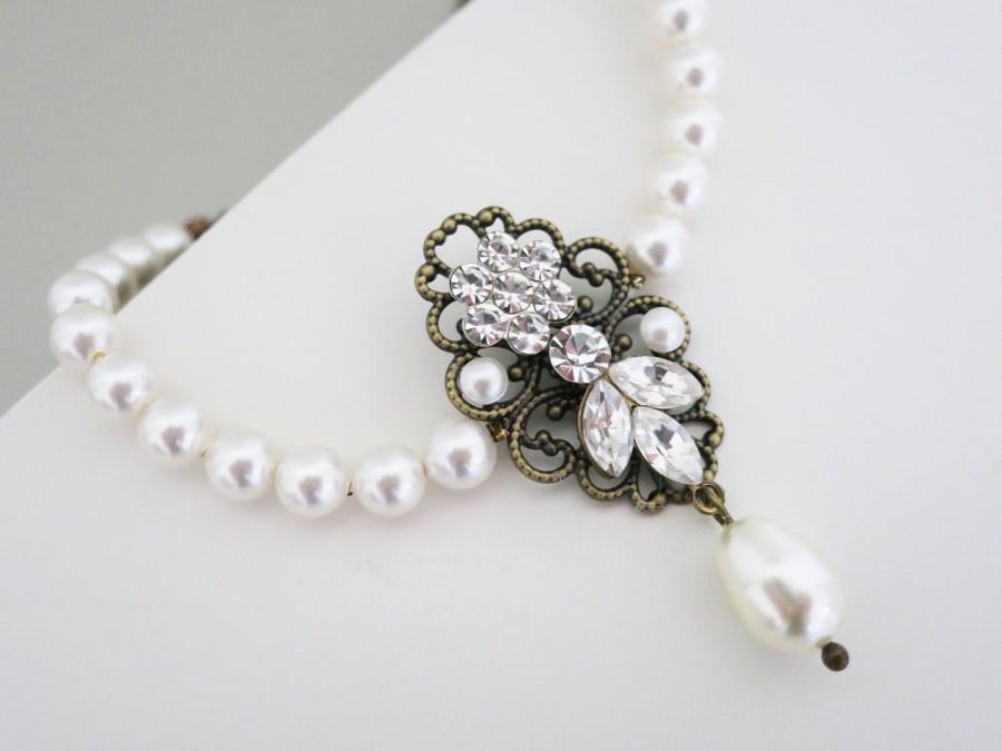 Mariage - Vintage Style Bridal Bracelet Wedding Jewelry for Brides Swarovski Ivory Drop Pearl and Crystal Bracelet Bridesmaid Jewelry Art Deco Leaf - $45.00 USD