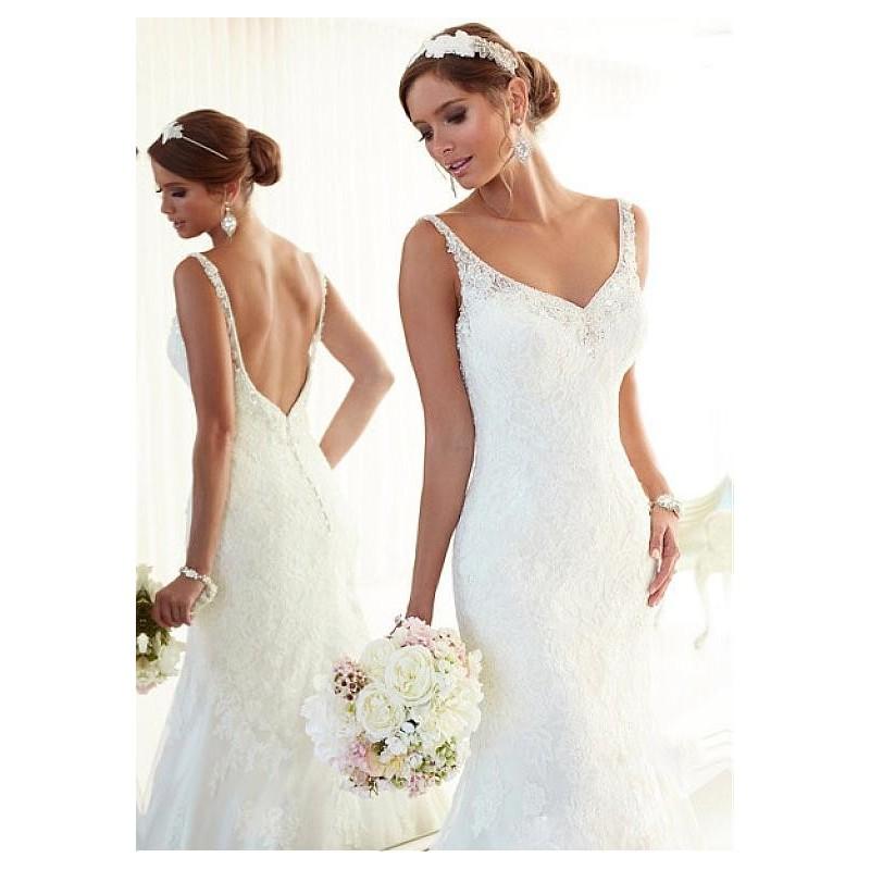 زفاف - Alluring Tulle Sheath V-neck Neckline Natural Waistline Wedding Dress - overpinks.com