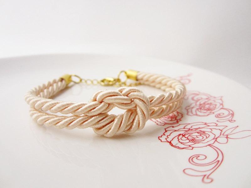 Mariage - bridesmaids gift , nautical wedding, tie the knot bracelet cream ivory, nautical bracelet, rope bracelet,anniversary gift - $9.00 USD