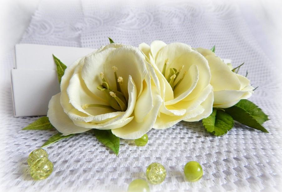 Hochzeit - Wedding white barrette, Ivory hair clip, Bridal hair comb, Floral hair piece, Realistic lisianthus, Women hairclip, Flower headpiece, Bride
