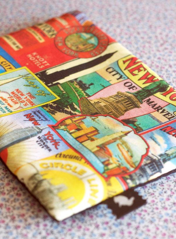 Hochzeit - New York. New York purse.Change purse New York.New York wallet New York change purse Zipper wallet NY gifts.Mad Men lovers .Empire State NY.