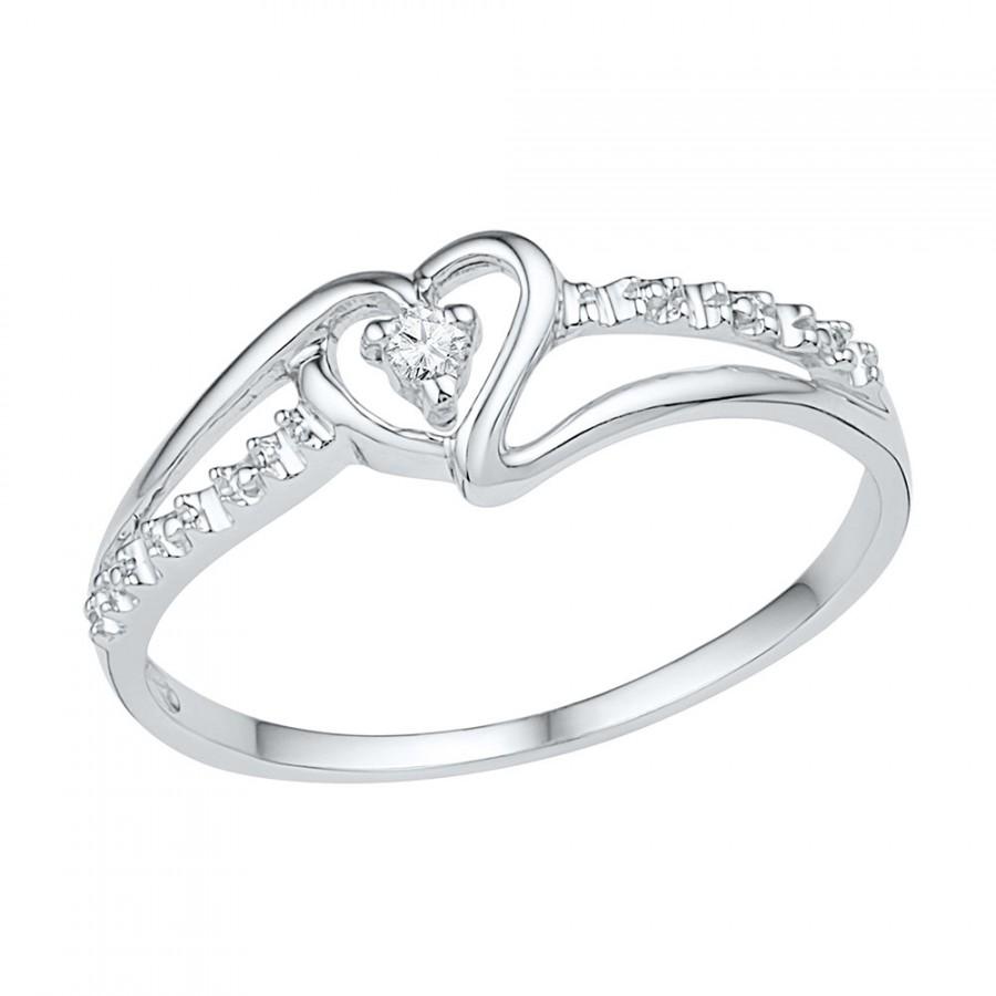 Hochzeit - White Gold Promise Ring, Diamond Heart Ring in 10k Gold, Womens Diamond Ring