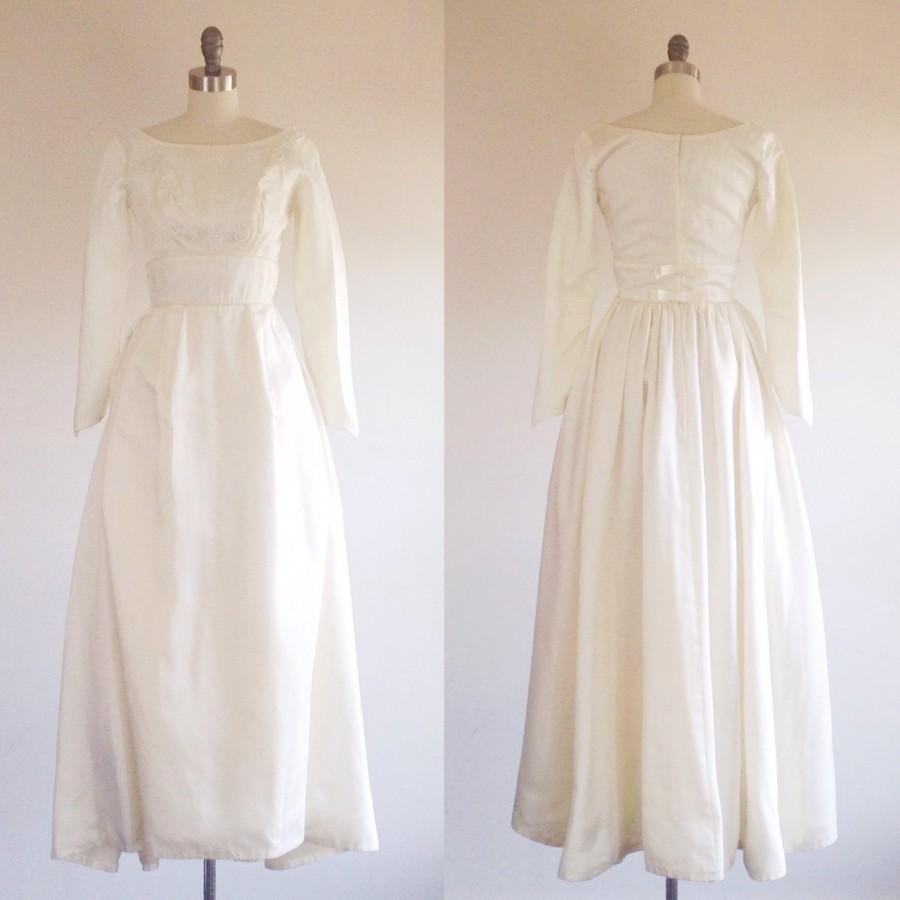 زفاف - Ivory wedding dress-Formal wedding dress-50s wedding dress-Dress with bows-Boatneck dress-Beaded wedding dress-Long sleeve dress-Extra Small