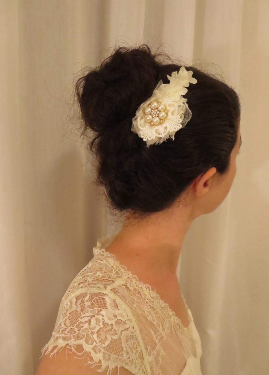Wedding - Lace Hair Comb, Floral Bridal Hair Pin, Wedding Hair Accessory, Boho wedding hair accessories