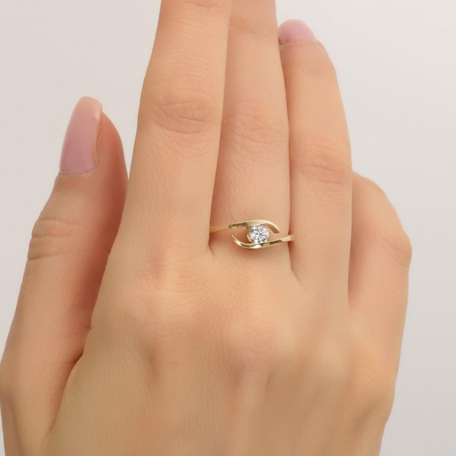 زفاف - Engagement Ring - 14K Gold and Moissanite engagement ring, celtic ring, engagement ring, Moissanite ring, art deco, edwardian, R009