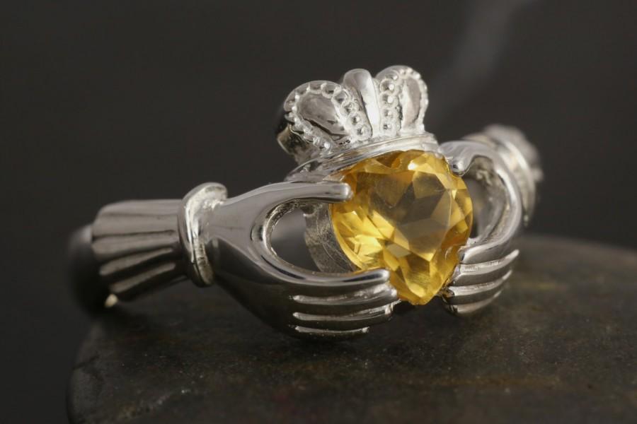 Mariage - Yellow Citrine Claddagh ring in sterling silver