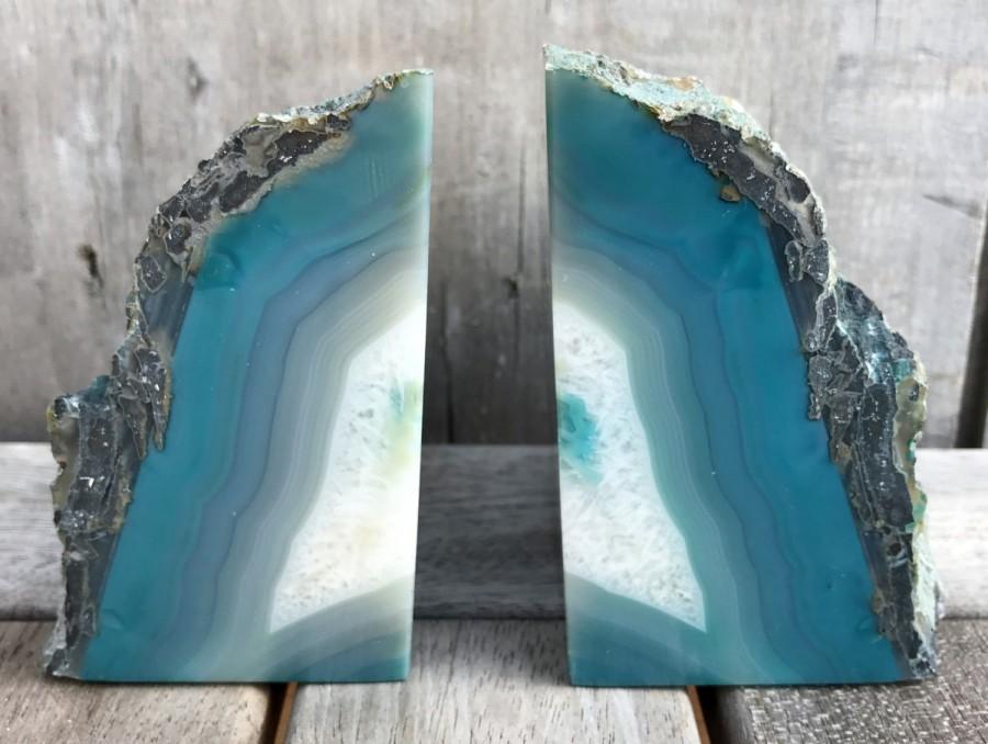 زفاف - Vintage Bright Aqua Blue Geode Bookends Natural Agate Stone Quartz c. 1960 **FREE SHIP**