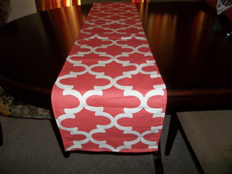 Mariage - Fynn coral and white table runner
