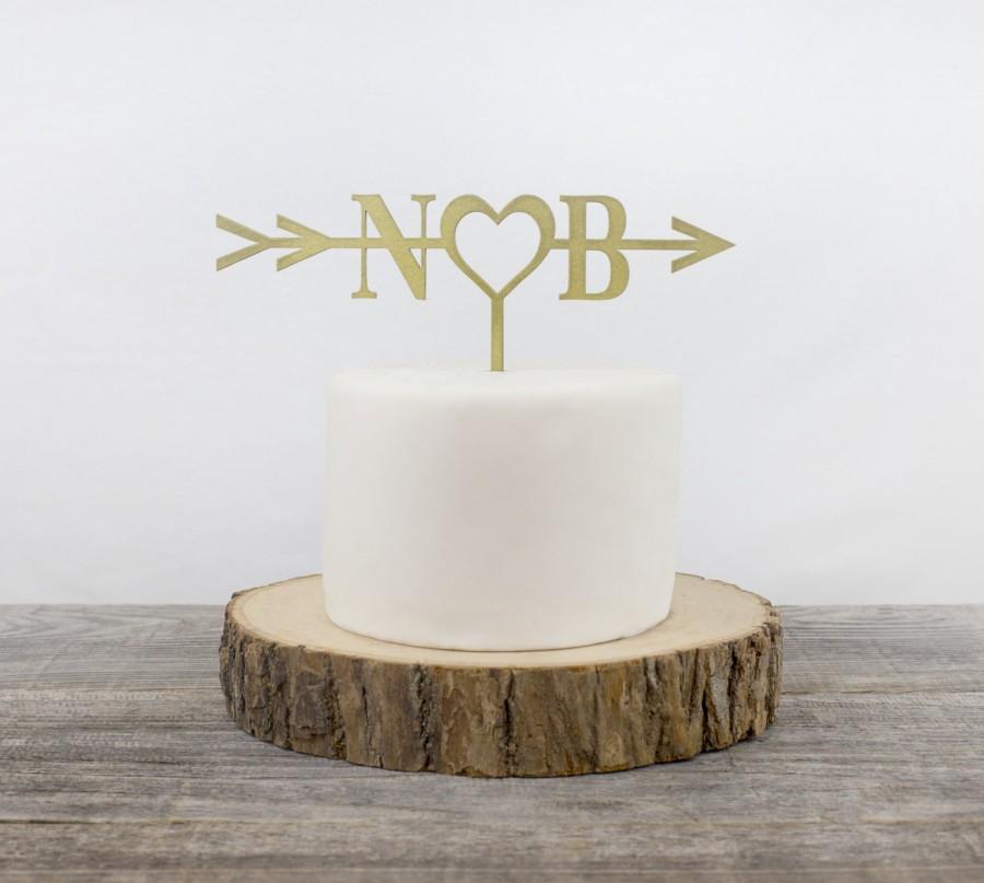 Hochzeit - GOLD Arrow Heart Cake Topper, Bridal Shower Cake Topper,Cake Toppers for Weddings, Wedding Cake Topper, GAH001