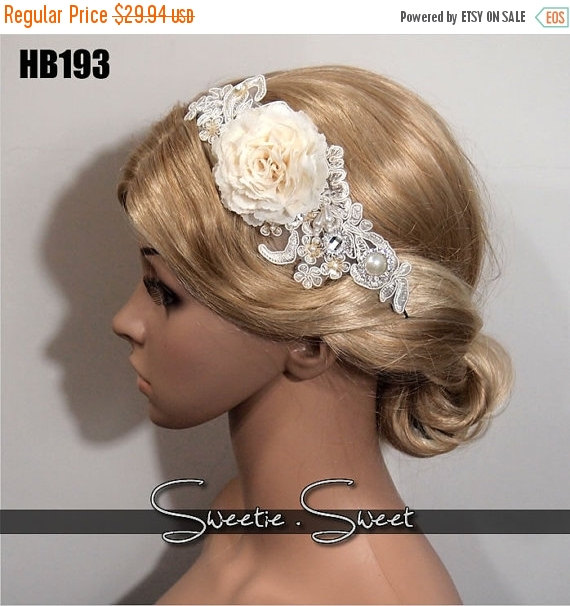 Hochzeit - SALE Wedding hair comb, Bridal hair comb, Bridal Veil, Wedding Veil, Bridal Comb, Birdcage Veil, Lace Wedding Comb, Rhinestone Hair Comb
