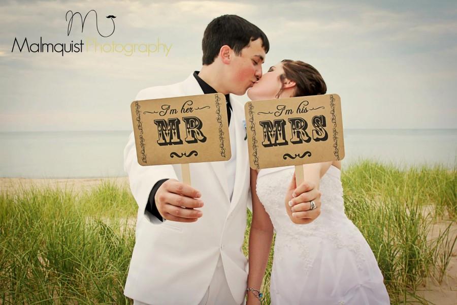 Mariage - Photo Booth Prop my ORIGINAL I'm Her Mr/ I'm His Mrs -Thank You-Double Sided-Wedding Decor Photo Props Sign- Kraft Paper Goods - Set of 2