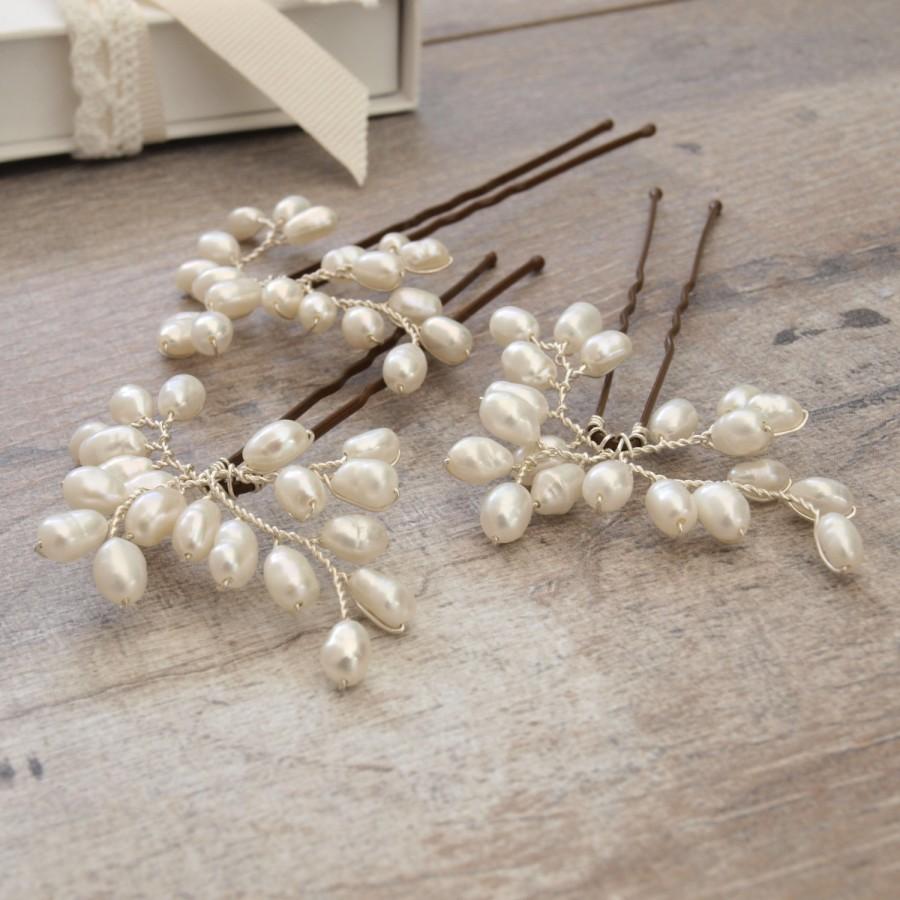 Wedding - Bud Mini Pearl Bridal Hair Pins