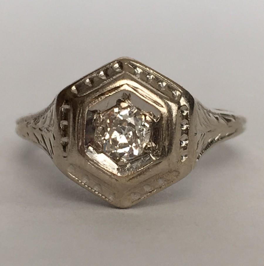 زفاف - Vintage Diamond Engagement Ring. 14K Gold Filigree Setting. Unique Engagement Ring. April Birthstone. 10 Year Anniversary. Estate Jewelry.